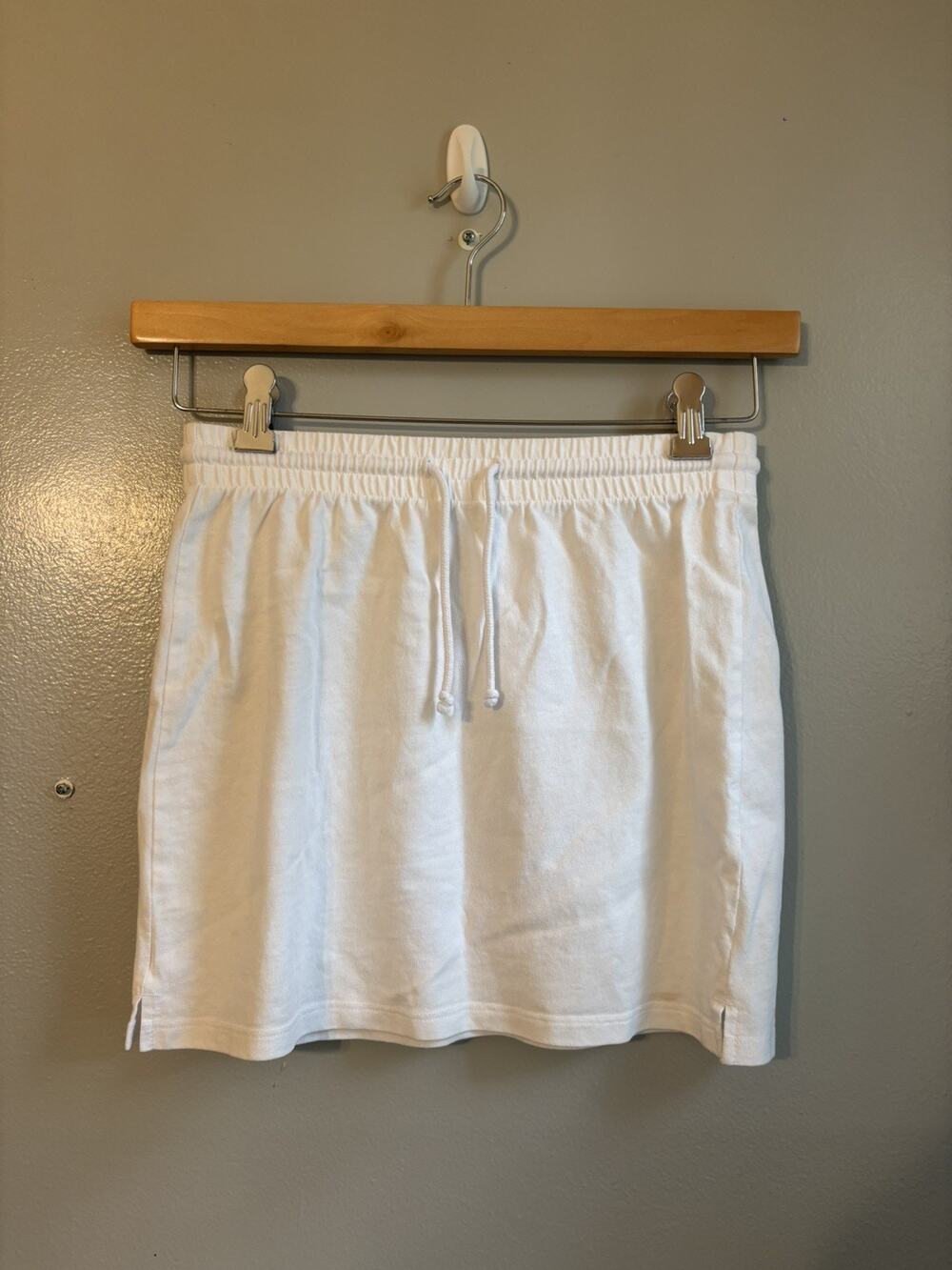 Wilfred Free Aritzia Afternoon White Drawstring Mini Skirt NWT Small